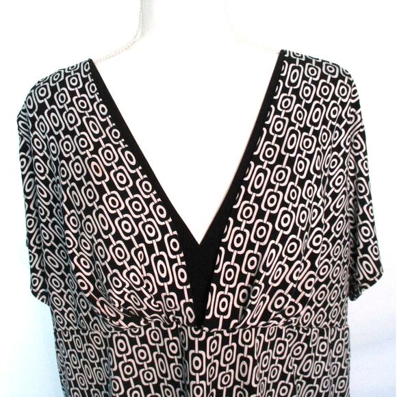 Worthington Women's Plus Short Sleeve Black & White Stretch Shirt Size 2X - Picture 2 of 10